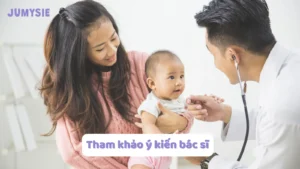 tham khảo ý kiến bác sĩ trong giai đoạn ăn dặm của bé